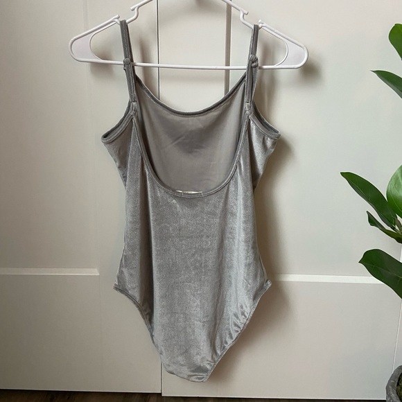 Shimmery Body Suit - Picture 3 of 3